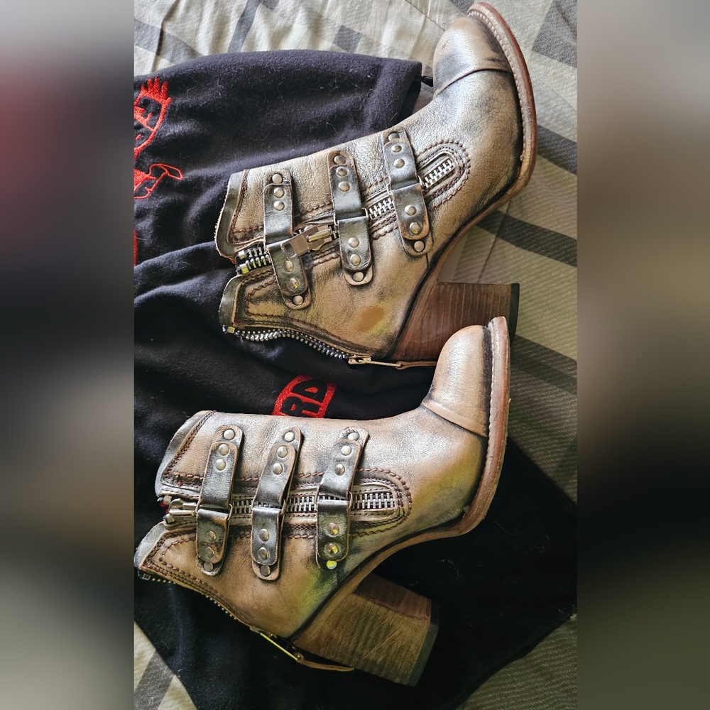 Freebird Boots "Beckett"